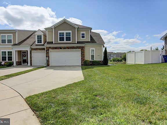 5th image of 20241 Huntington Ct