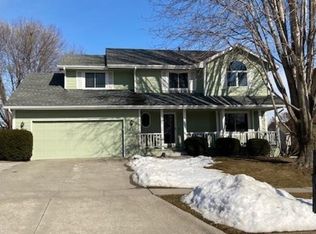 1308 E 17th St, Norwalk, IA 50211