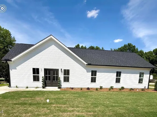 602 Wondertown Dr, Erwin, NC 28339