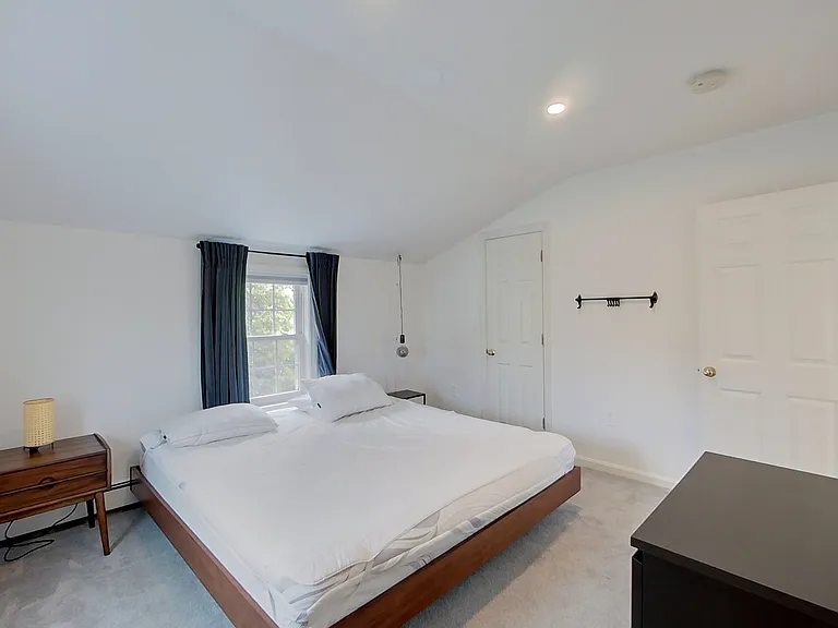 26 Cliff Ave #4 — Photo 17