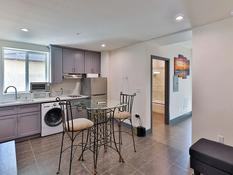 Aries Townhomes and Apartments — Photo 11