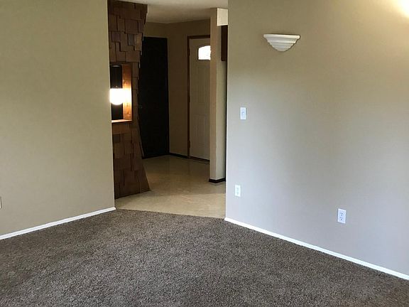 4th image of 7508 104th St E