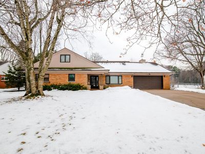 1076 Ernst Dr, Green Bay, WI, 54304