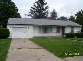 2nd image of 202 W Arnold St