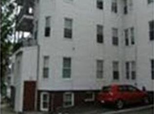 22 Hollywood St #4-3, Worcester, MA 01610