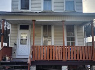 143 W Railroad St, Pottsville, PA 17901