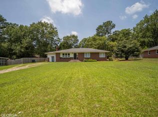 5187 Hillcrest Dr NW, Covington, GA 30014