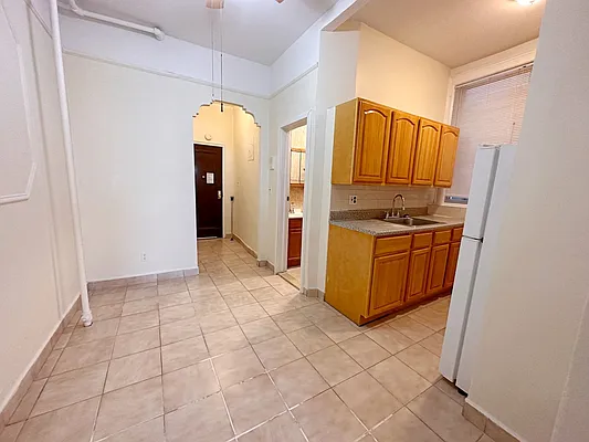 Rented by Brooklyn Property Group LLC | media 9