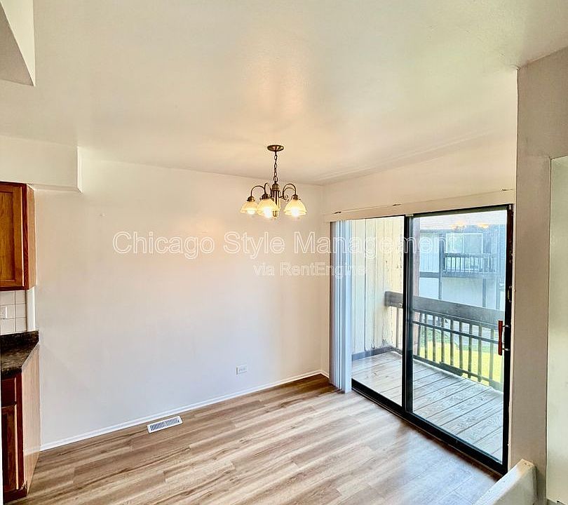 1st image of 748 Manteca Ct #4