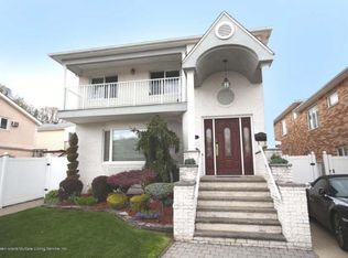 235 Crafton Ave, Staten Island, NY 10314