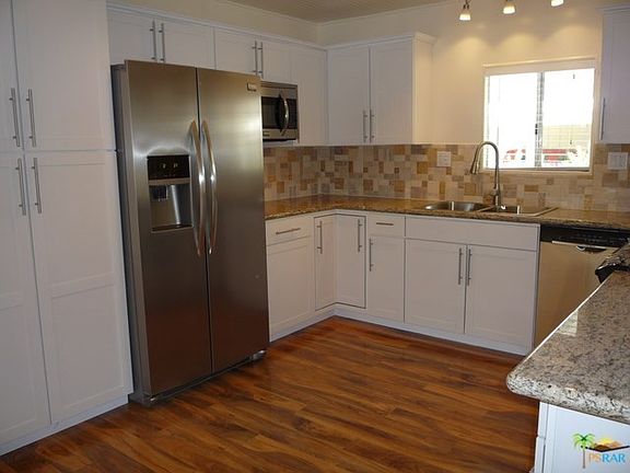 Stainless appliances