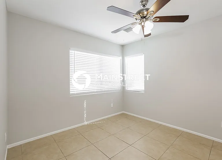 5351 Reardon Ct — Photo 7