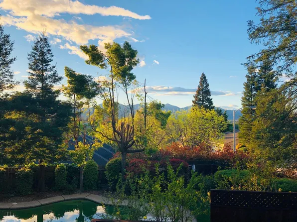 1688 El Capitan Dr, Redding, CA 96001