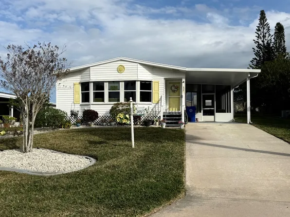 2112 E Lakeview Dr, Sebastian, FL 32958