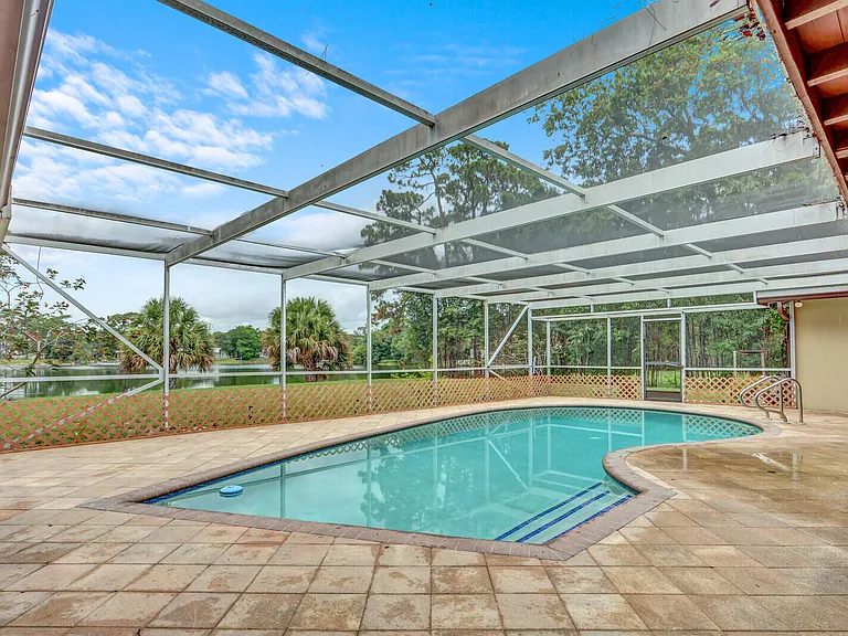 4529 Square Lake Dr — Photo 45