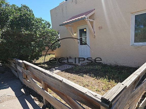 2nd image of 504 2nd St