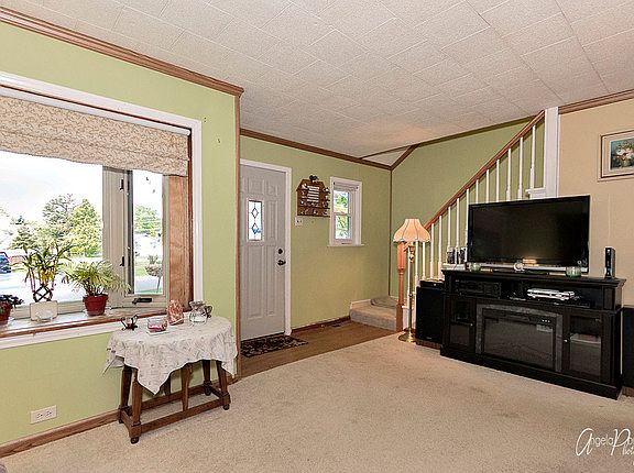 4th image of 1521 Elm Ave