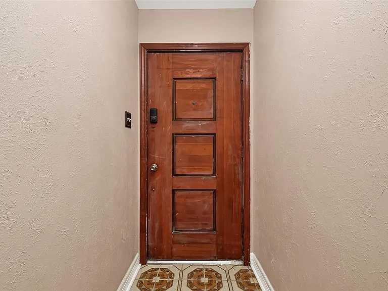 7403 Shady Vale Ln — Photo 7