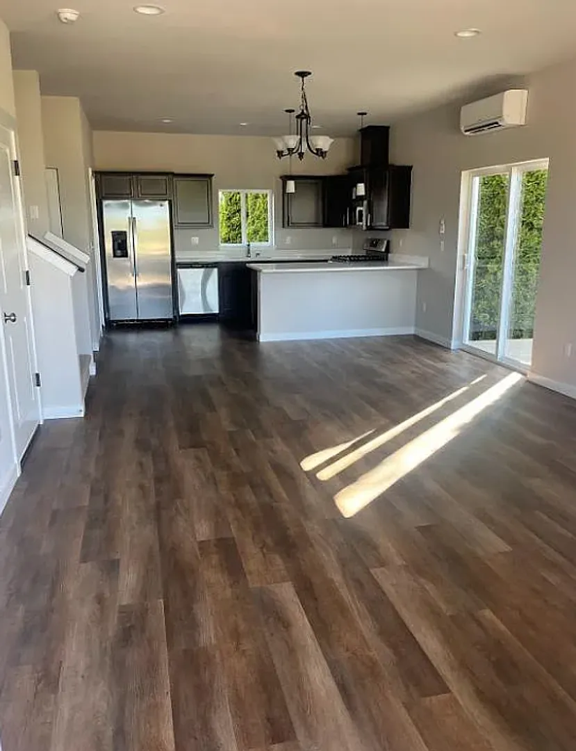2 Story Duplex | Sedro Woolley — Photo 2