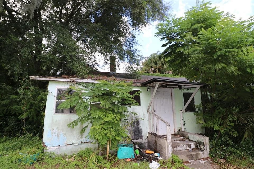 1st image of 3420 S PALM AVENUE