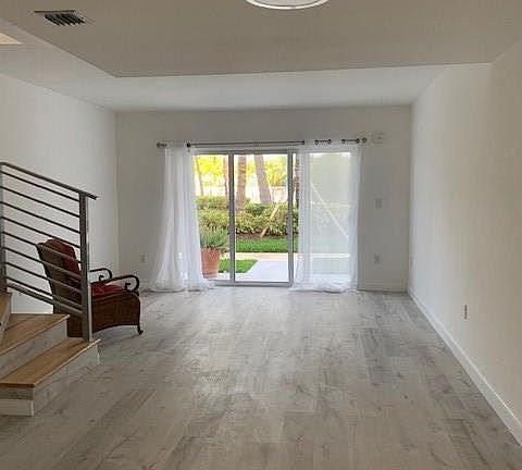 Living/Dining area