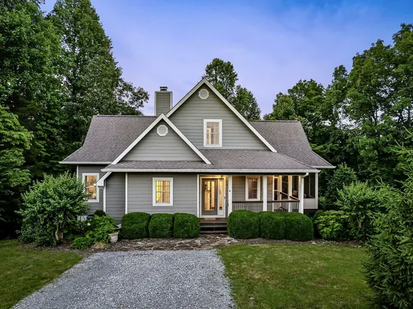 195 Summer Breeze Dr, Smithville, TN 37166