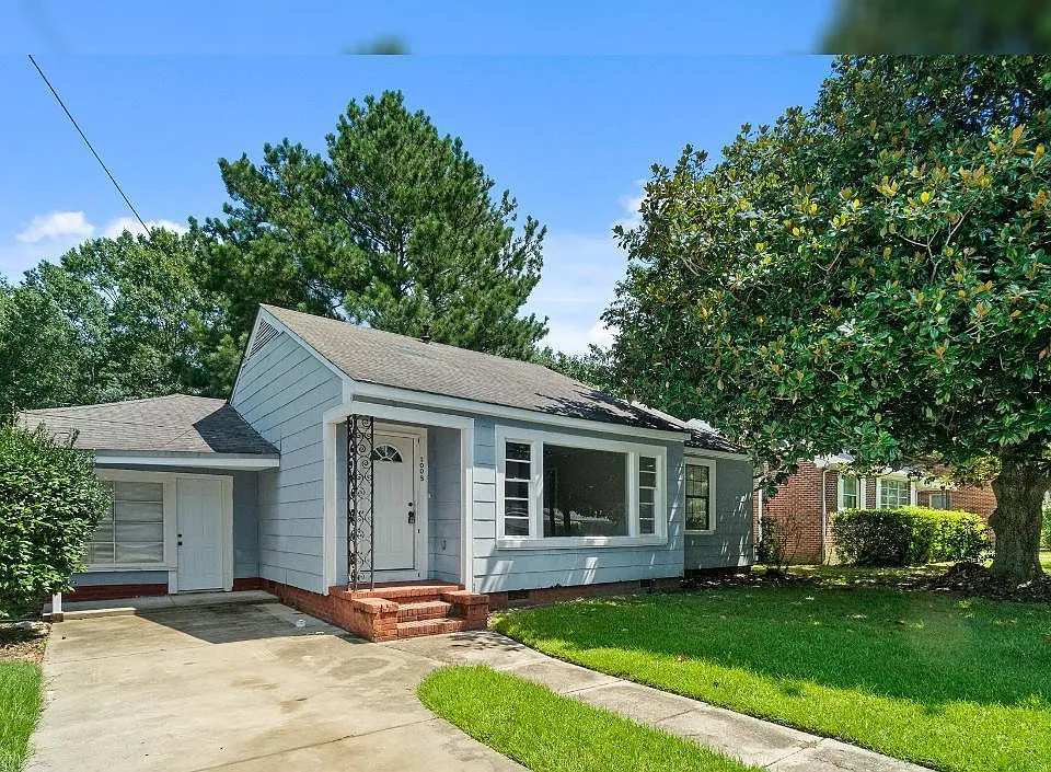 1005 Mamie St