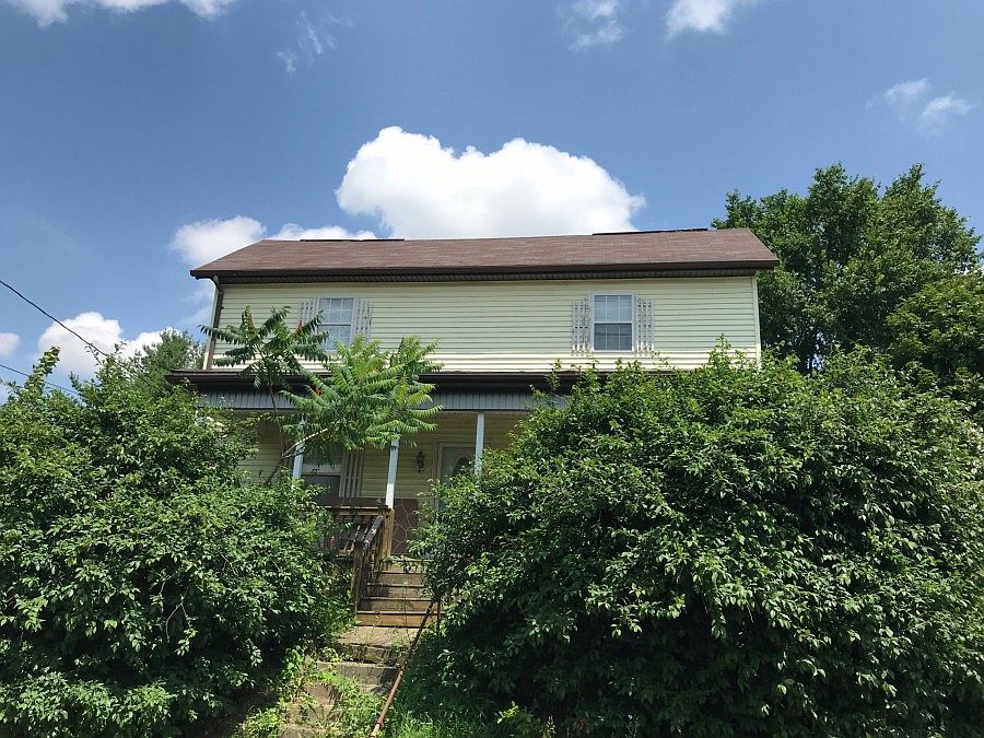 1st image of 114 Oak St