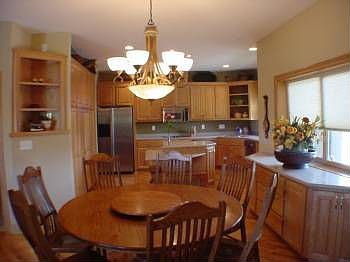 3rd image of 3452 Westridge Dr