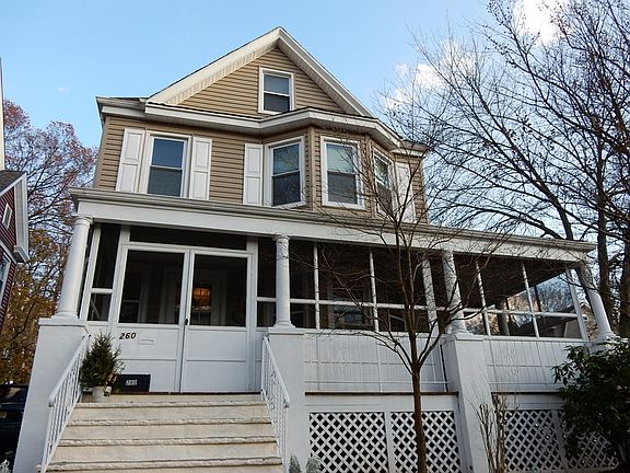 3rd image of 260 Academy St