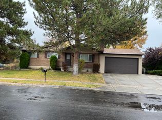 8611 S Gladiator Way, Sandy, UT 84094