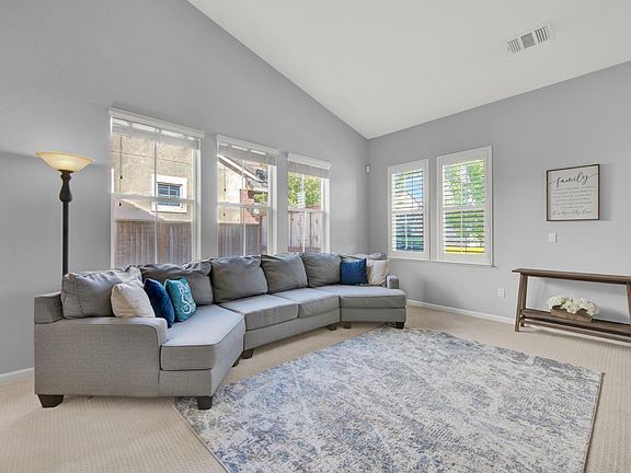 5th image of 837 Purple Sage Dr