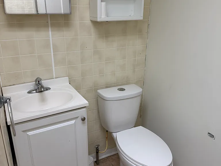 3162 Trowbridge St #1 — Photo 2