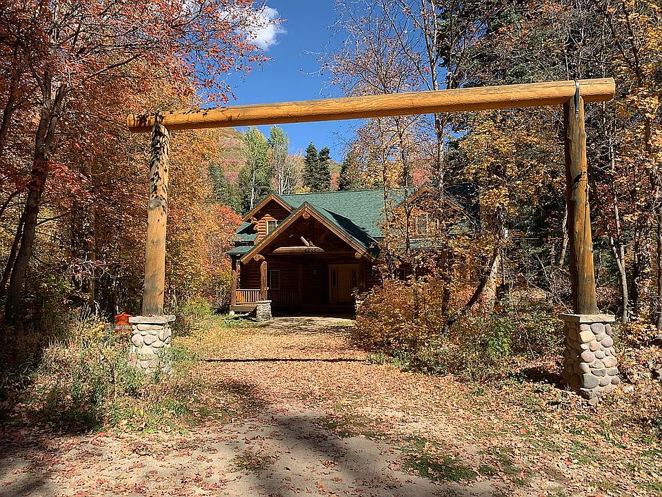 2nd image of 2546 W Snake Creek Rd