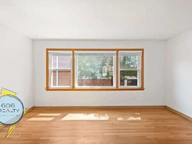 Rosemont - 9451 — Photo 5