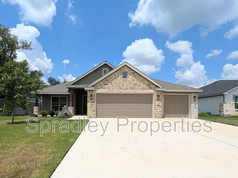 6120 Modena Dr — Photo 2