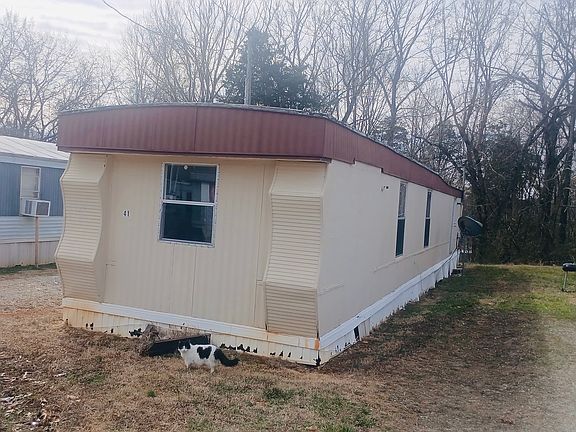 3rd image of 83 Cedarcrest Dr #41
