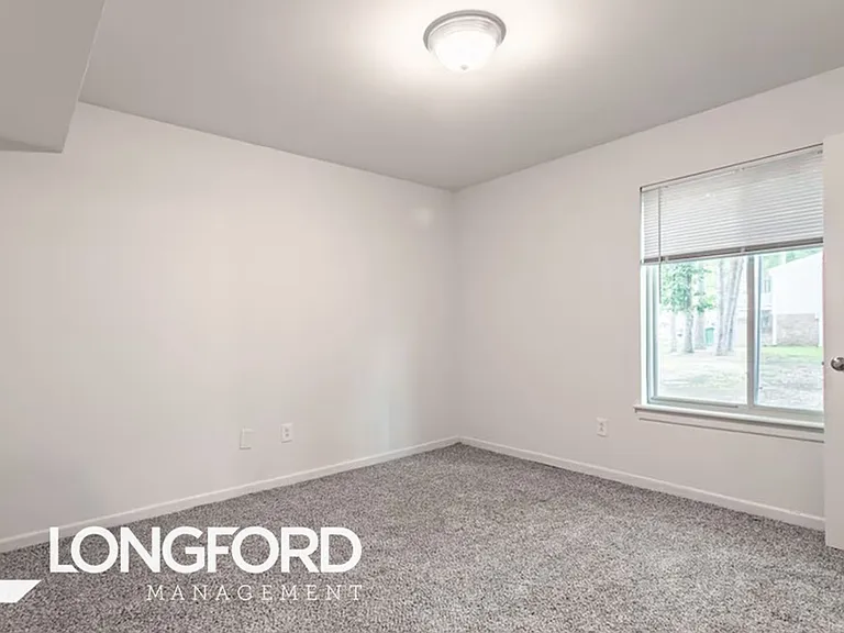 Sonoma Woods Apartments — Photo 8
