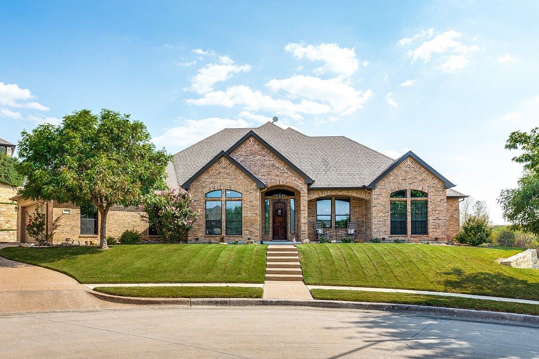 8004 Echo Hills Ct S, Benbrook, TX 76126 Zillow