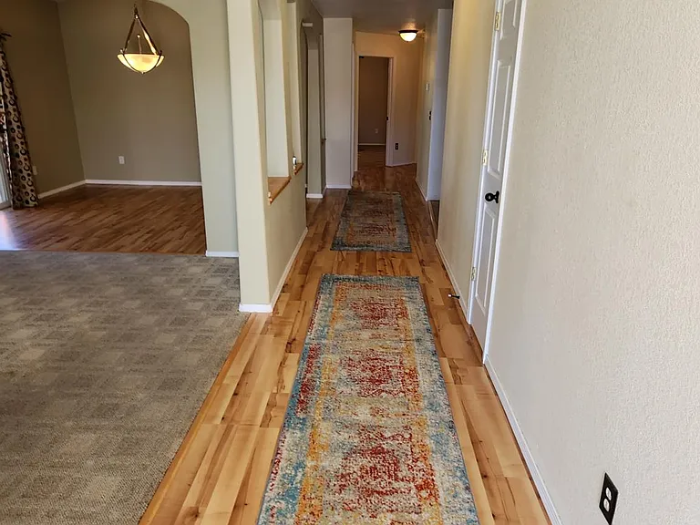 1017 Home Ct — Photo 4