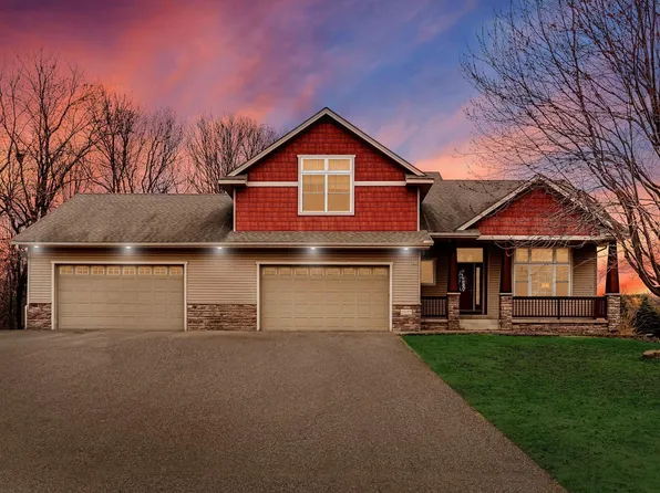 25257 Firefly Ave, Wyoming, MN 55092