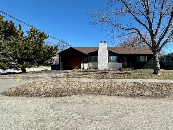 202 S Adams St, Hillsboro, KS 67063