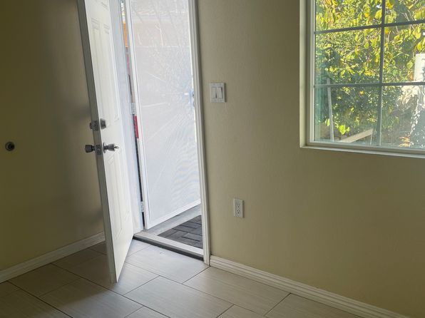 (undisclosed Address)