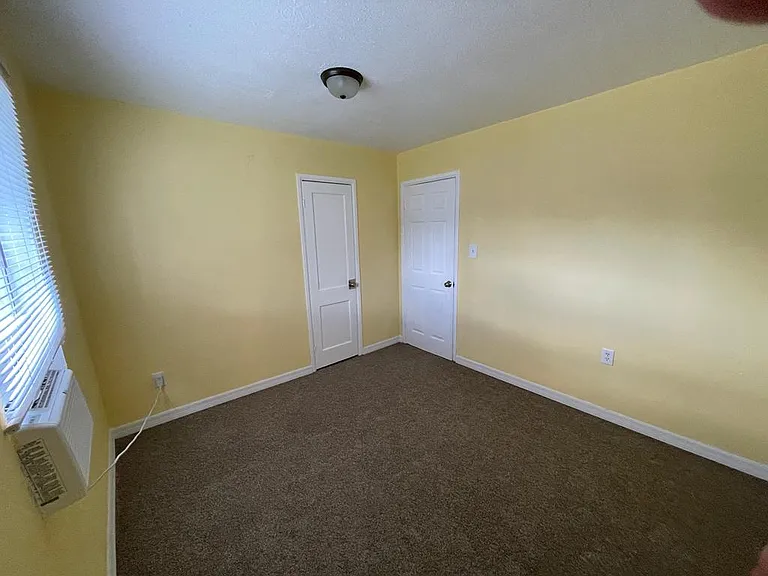 328 Bellair Rd — Photo 10