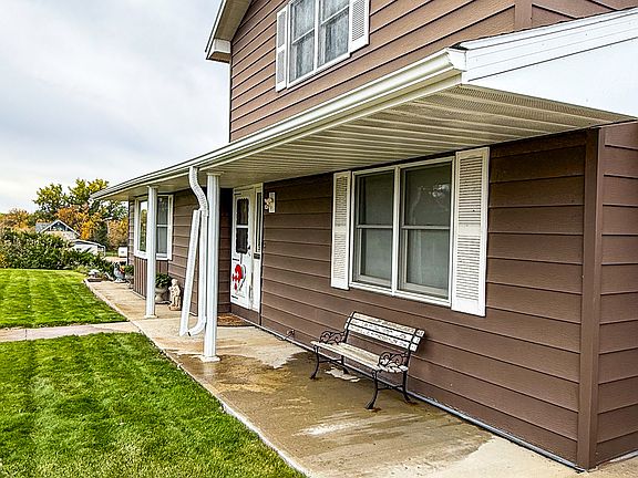 5th image of 615 Box Elder St
