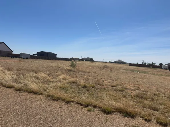 6784 Dell Dr, Ropesville, TX 79358