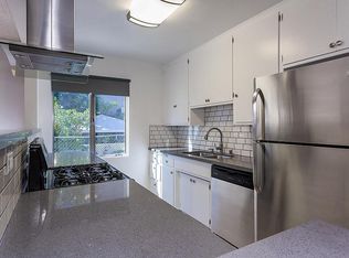 2009 Preuss Rd APT 3, Los Angeles, CA 90034