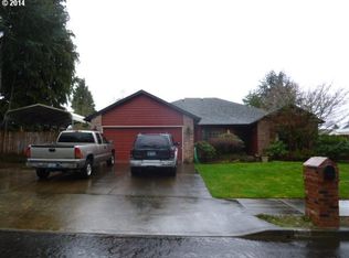 296 Amanda Ct, Oregon City, OR 97045