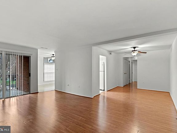 3rd image of 3362 Woodburn Rd APT 13