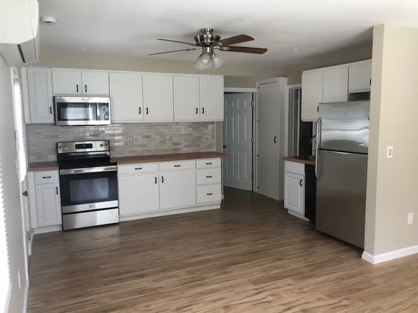 (undisclosed Address), Holtsville, NY 11742